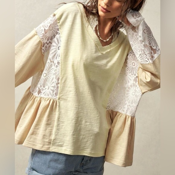 Women's Cream and Tan Lace Top - Picture 4 of 9